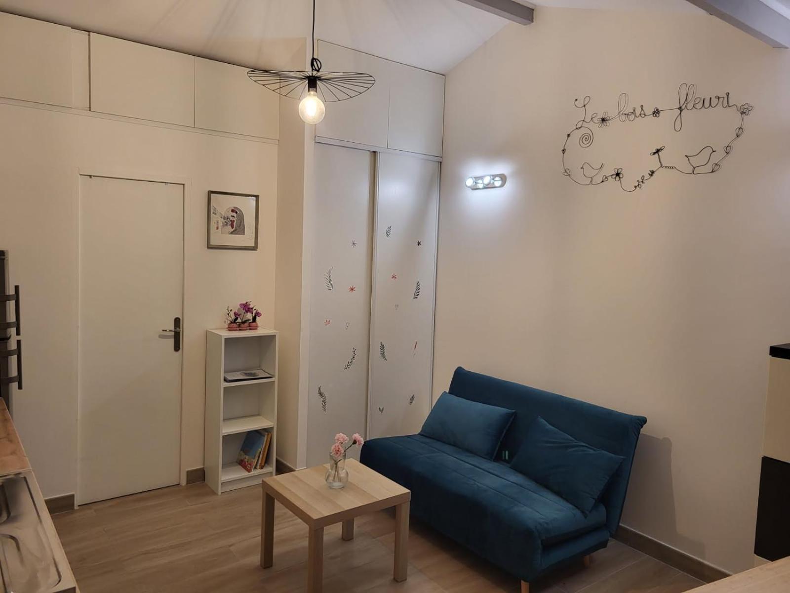 Maison Studio Le Bois Fleuri Croissy-Beaubourg ภายนอก รูปภาพ